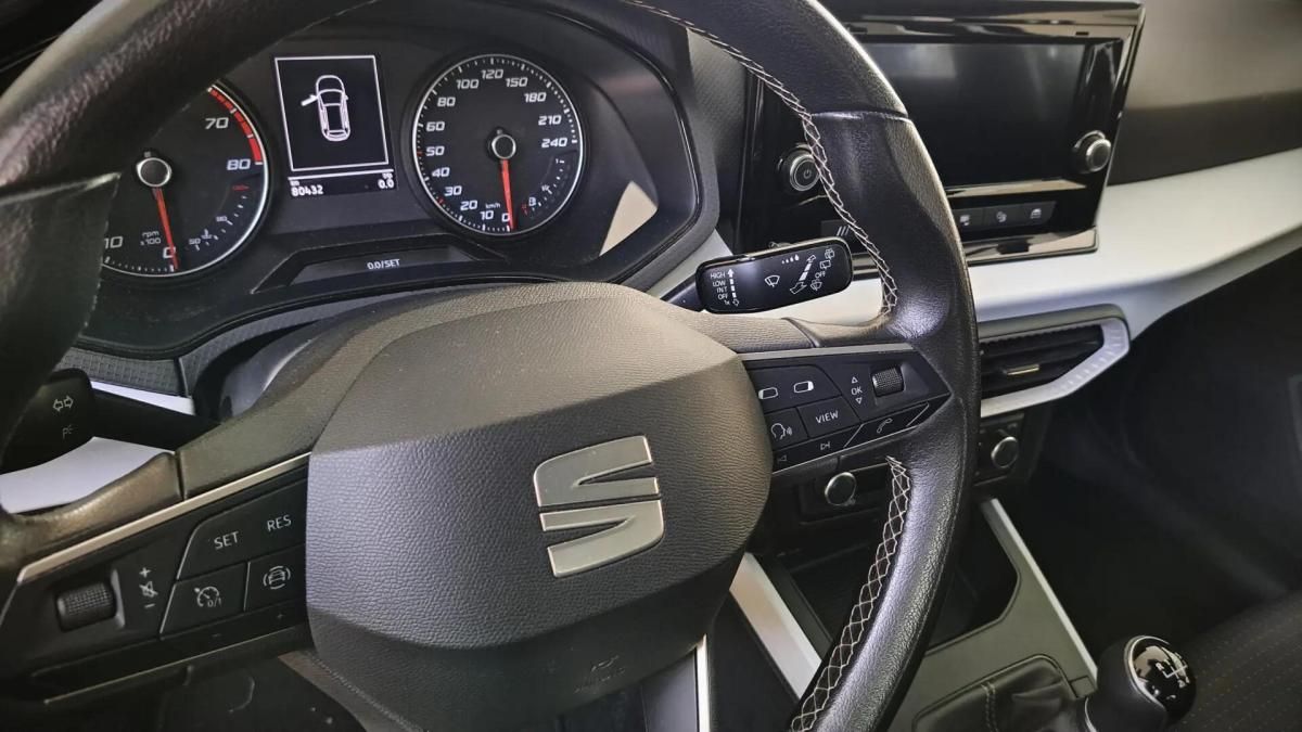 seat-arona-2022-gasolina-999cc