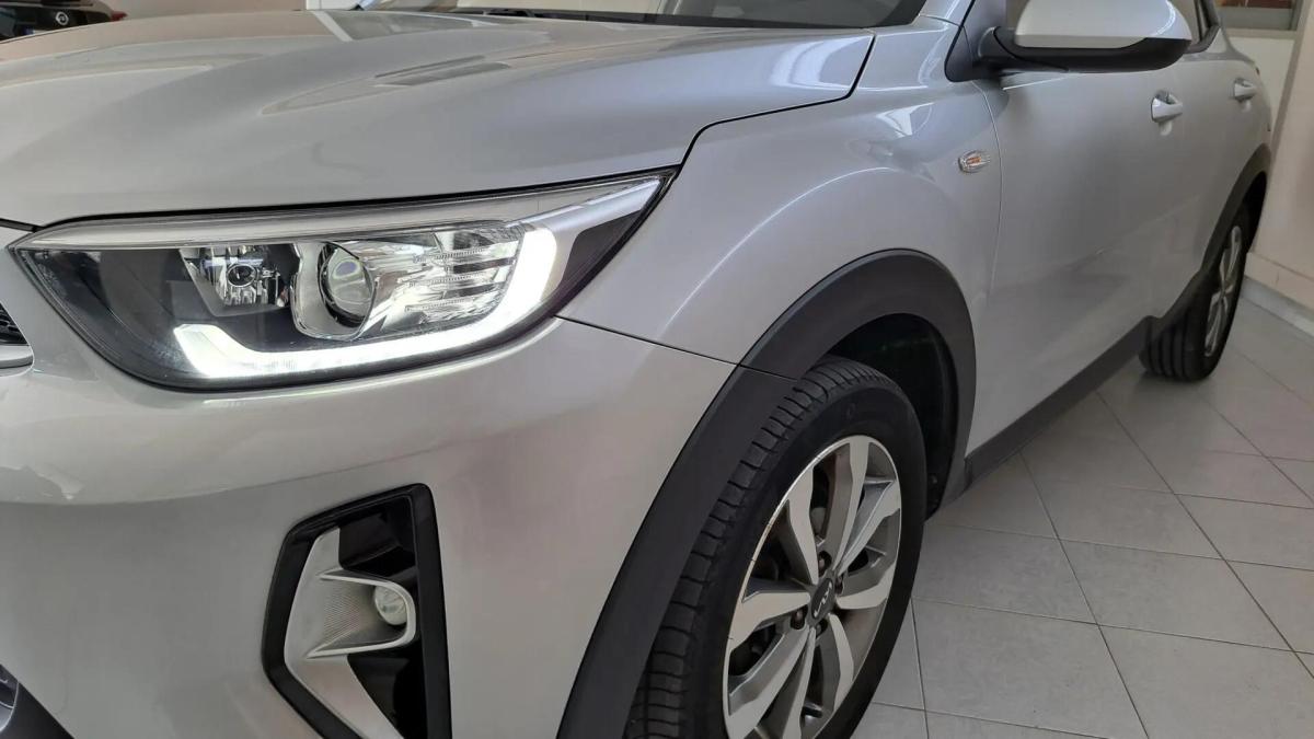 kia-stonic-2022-gasolina-1197cc