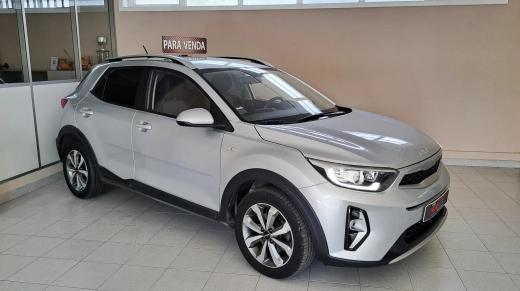 kia-stonic-2022-gasolina-1197cc