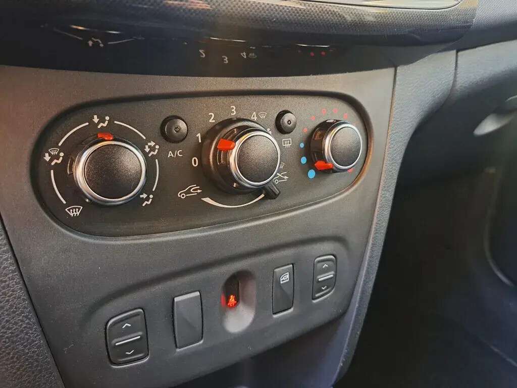 dacia-logan-mcv-2020-gasolina-898cc