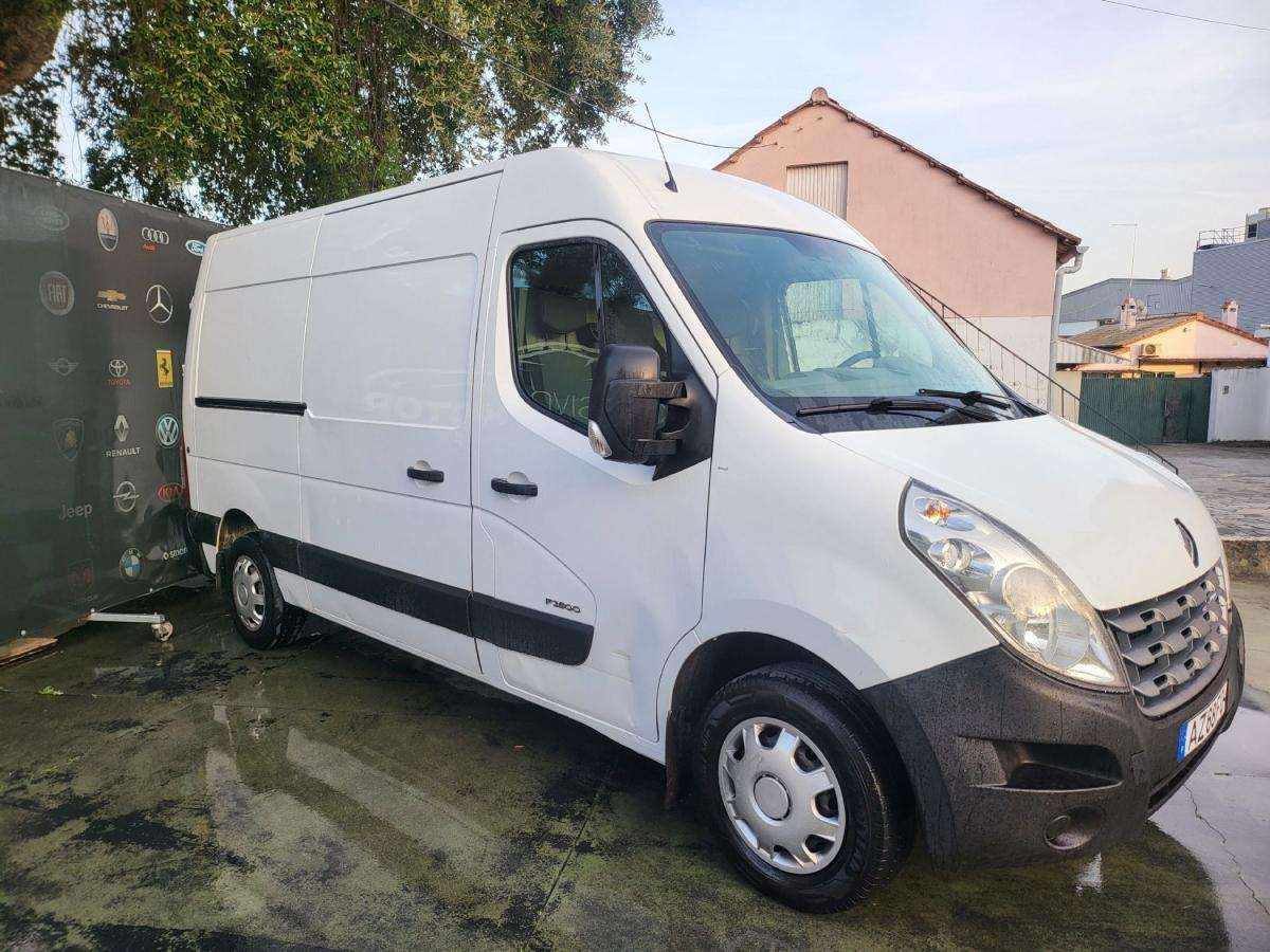 renault-master-2019-diesel-2300cc