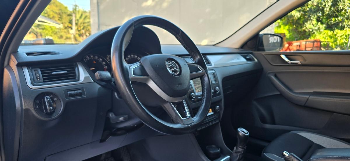 skoda-superb-2017-diesel-1598cc