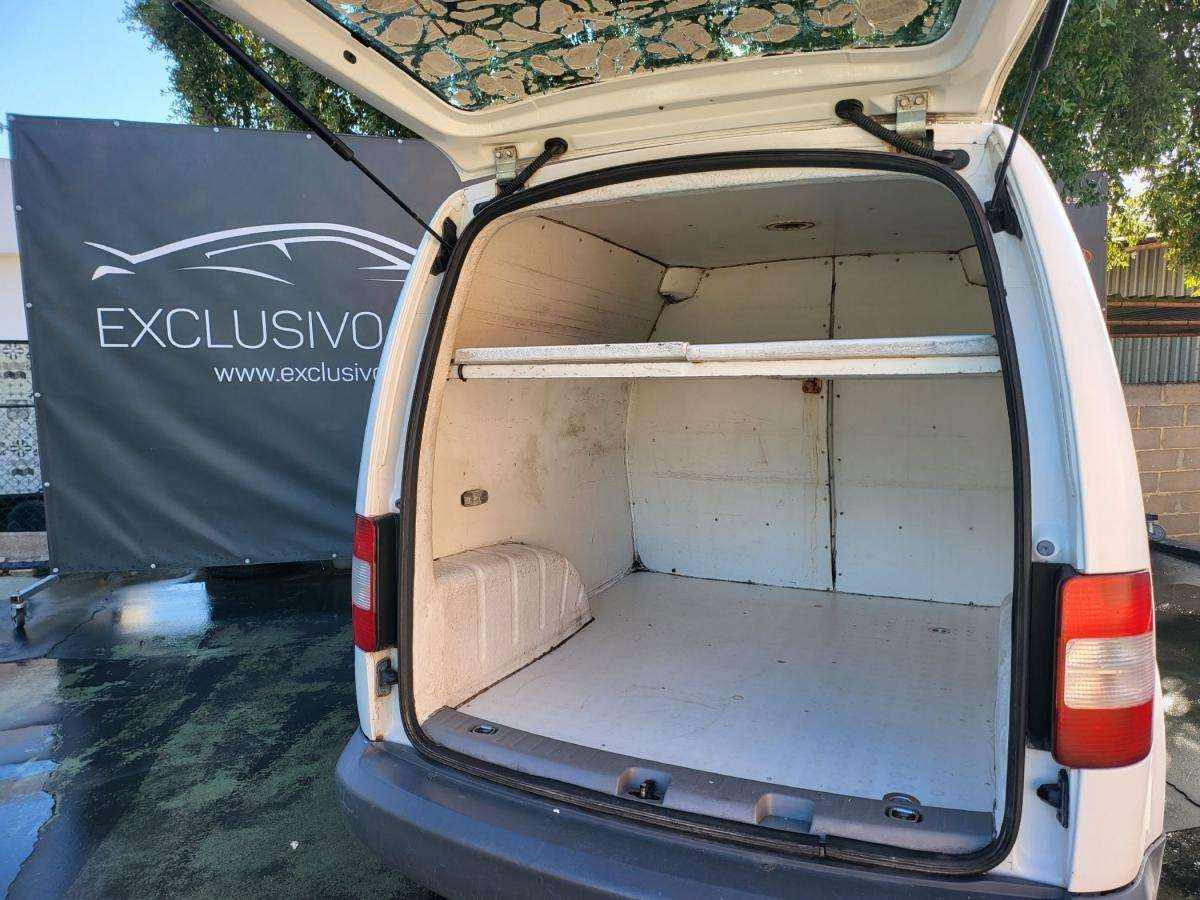 volkswagen-caddy-2005-diesel-2000cc