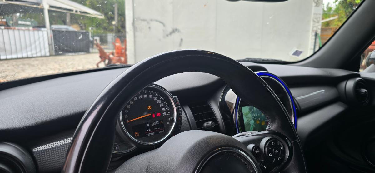 mini-cooper-2016-diesel-1598cc