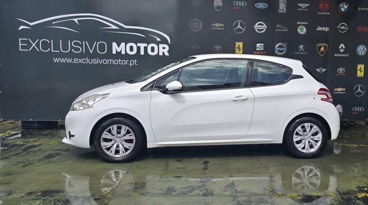 peugeot-208-2013-gasolina-999cc