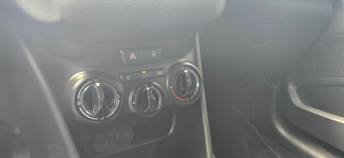 peugeot-208-2013-gasolina-999cc