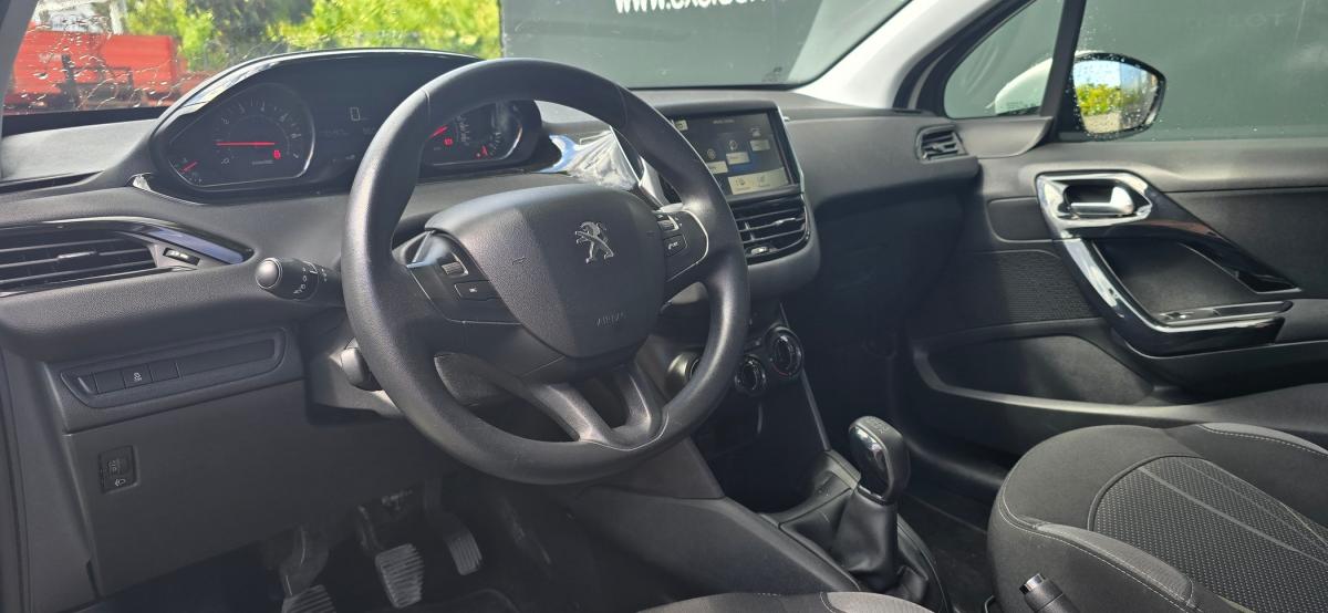 peugeot-208-2013-gasolina-999cc