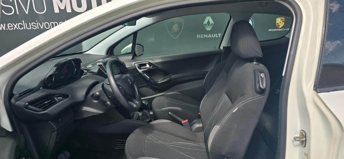 peugeot-208-2013-gasolina-999cc