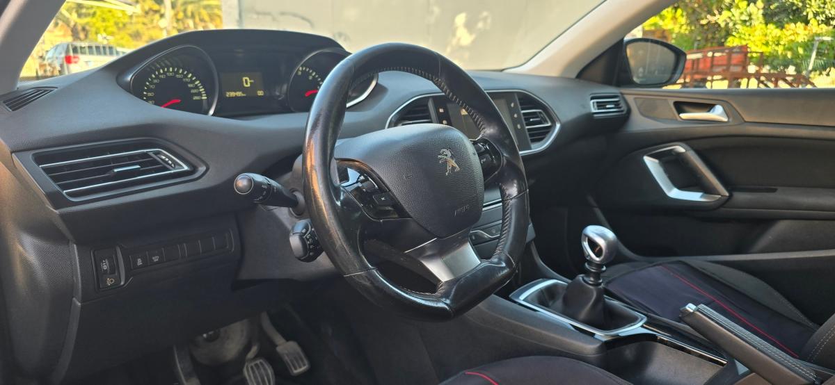 peugeot-308-sw-2015-diesel-1560cc