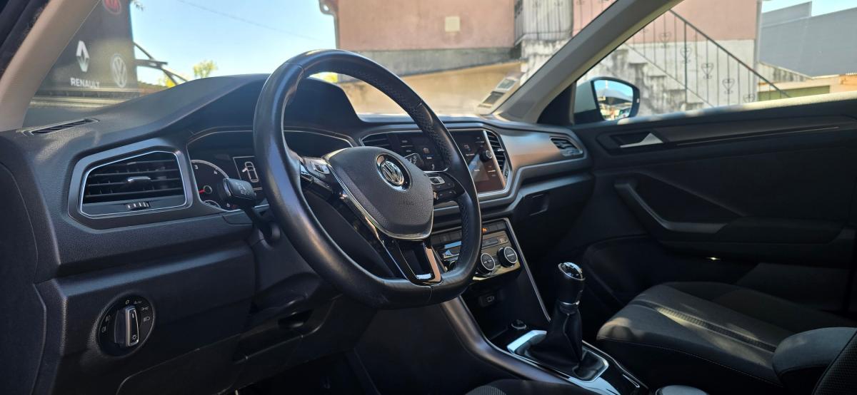 volkswagen-t-roc-2018-diesel-1598cc