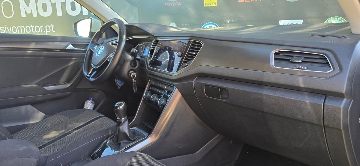 volkswagen-t-roc-2018-diesel-1598cc