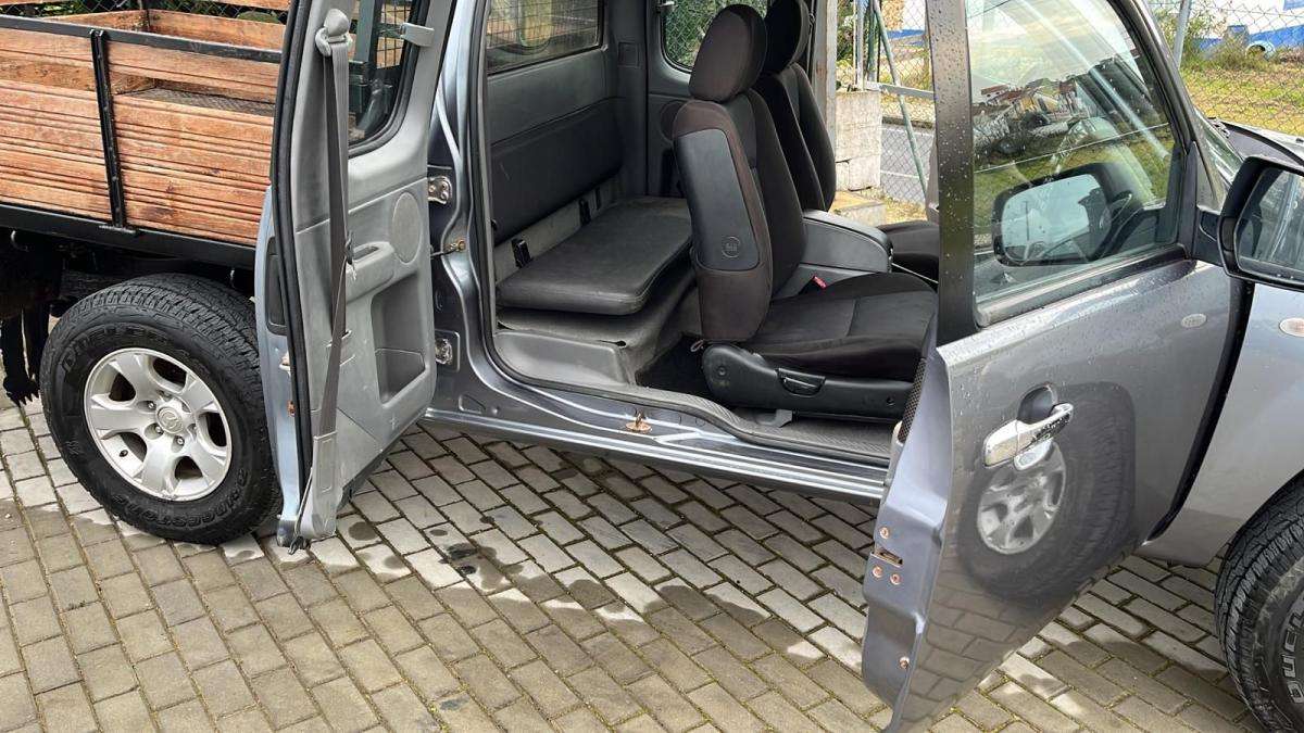 mazda-bt-50-2011-diesel-2500cc