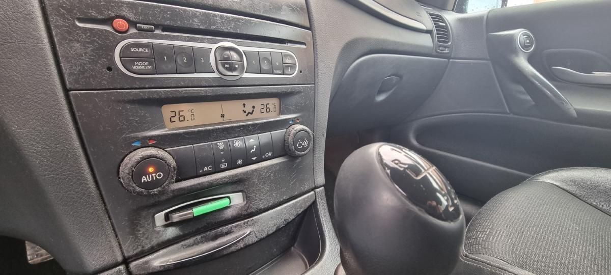 renault-laguna-break-2005-diesel-1900cc
