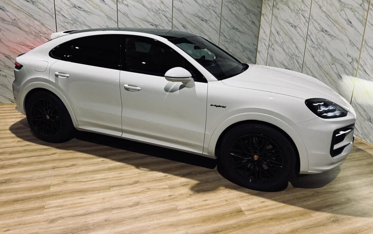 porsche-cayenne-2024-hibrido-a-gasolina-2995cc