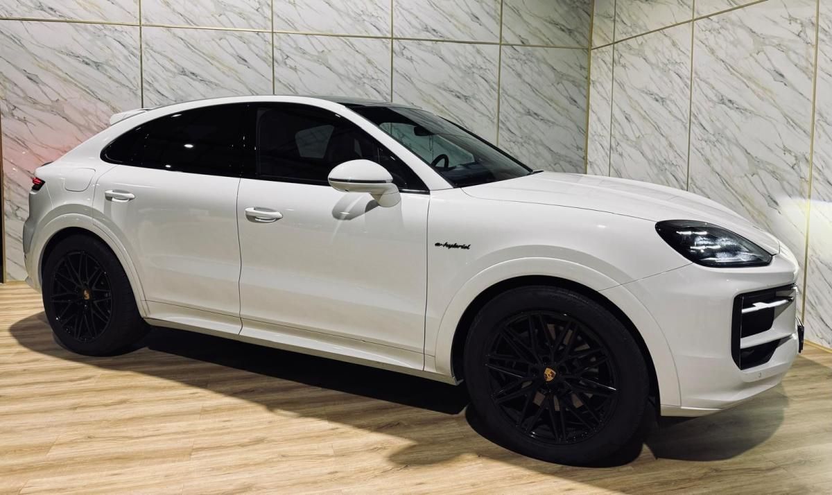 porsche-cayenne-2024-hibrido-a-gasolina-2995cc