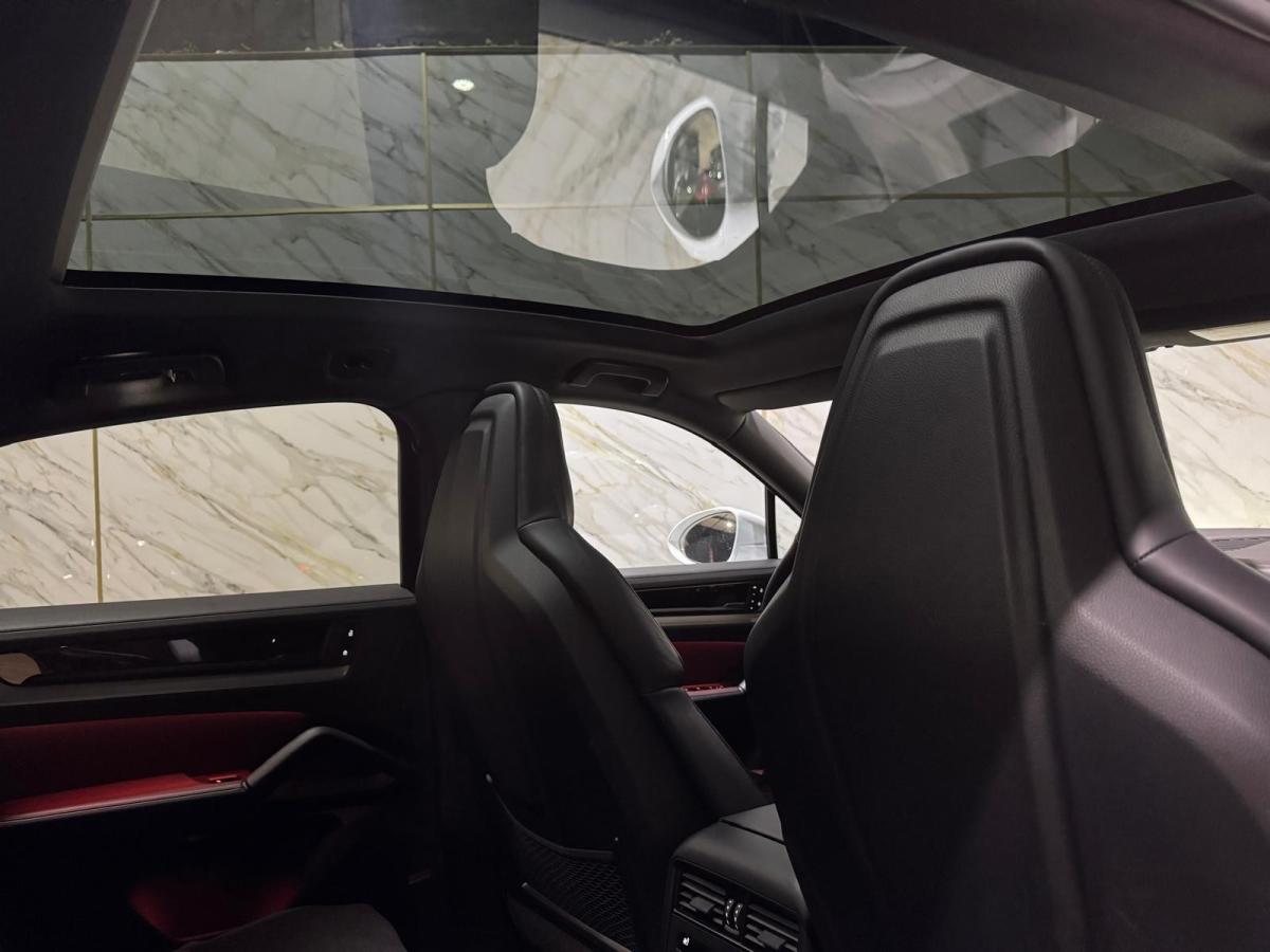 porsche-cayenne-2024-hibrido-a-gasolina-2995cc