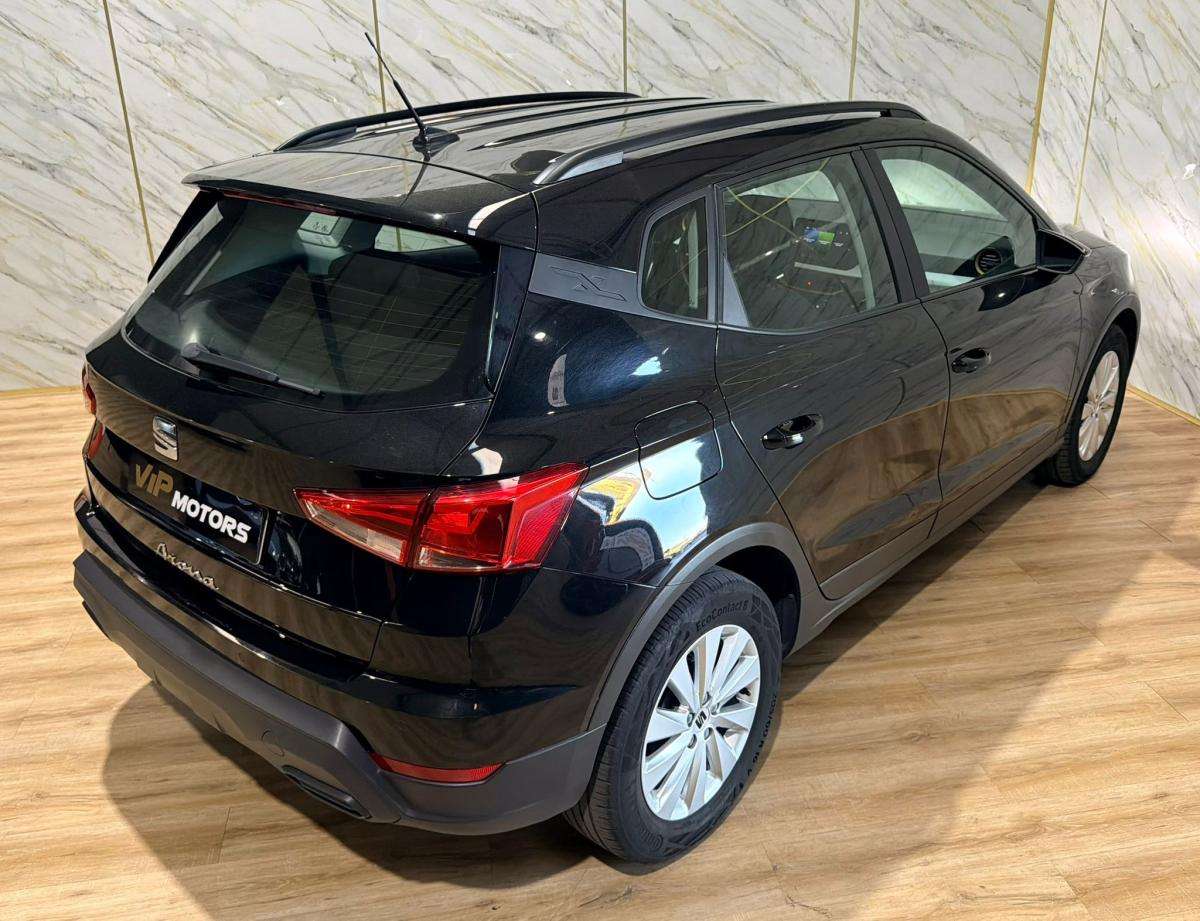 seat-arona-2023-gasolina-999cc
