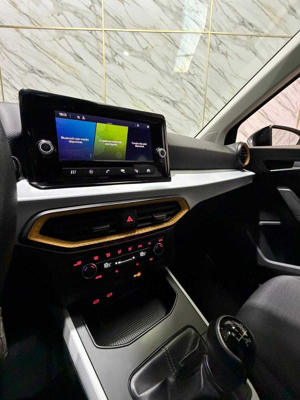 seat-arona-2023-gasolina-999cc