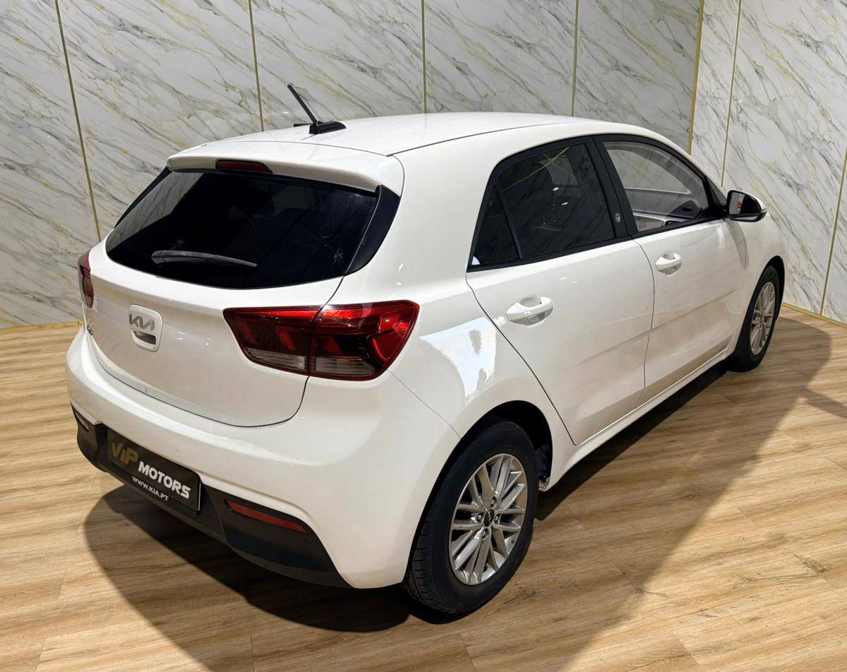 kia-rio-2022-gasolina-998cc