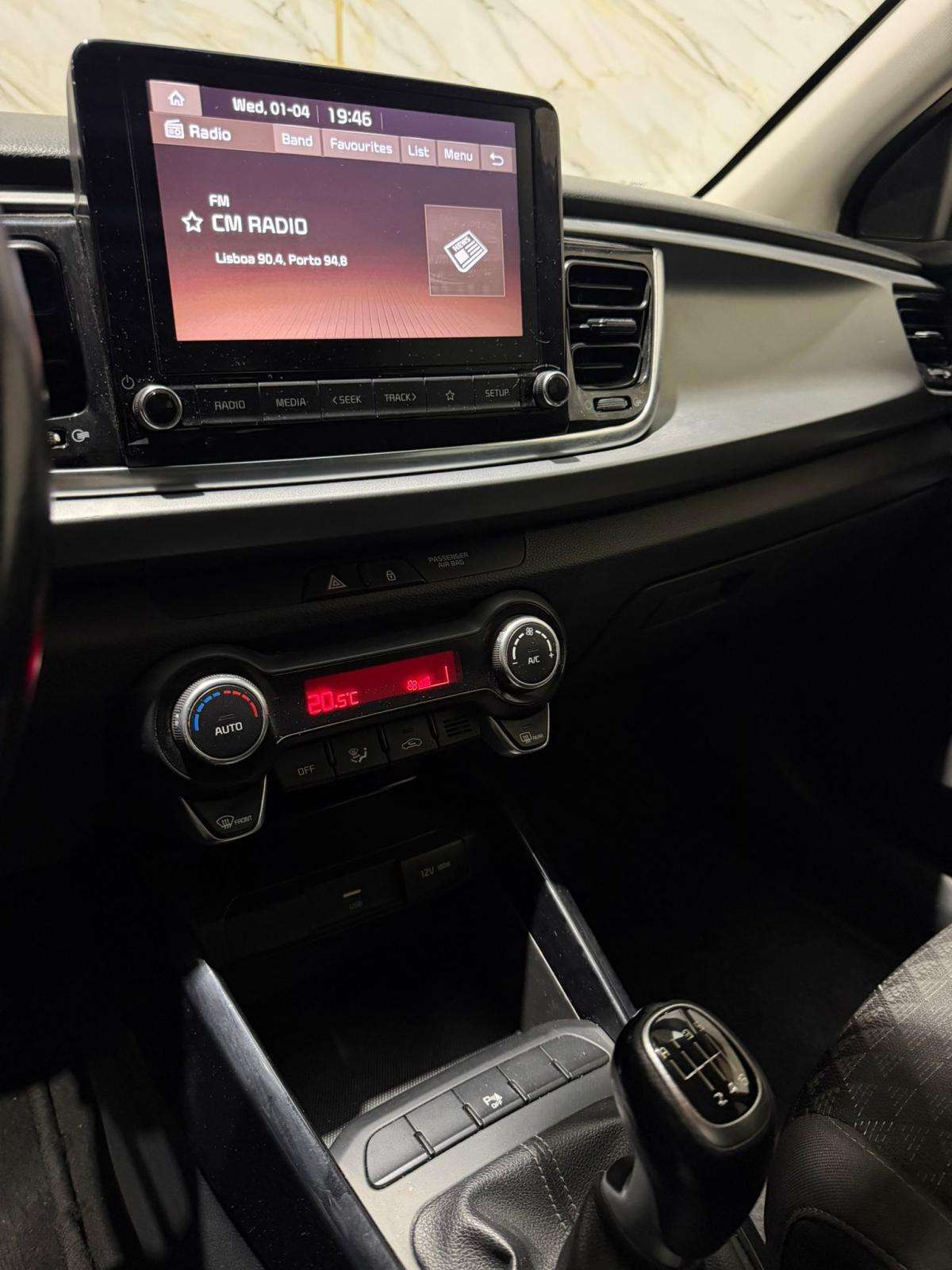kia-rio-2022-gasolina-998cc