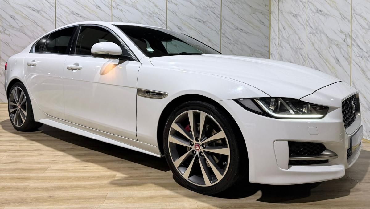 jaguar-xe-2016-diesel-1999cc