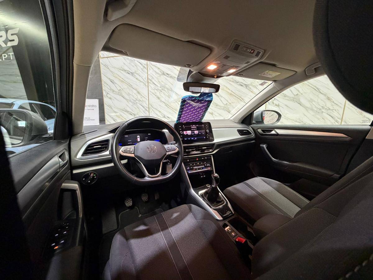 volkswagen-t-roc-2024-gasolina-999cc