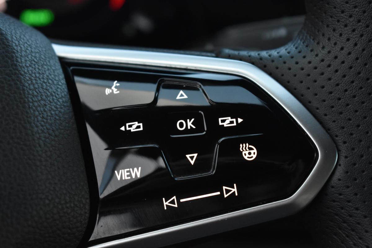 volkswagen-golf-2022-hibrido-a-gasolina-1395cc
