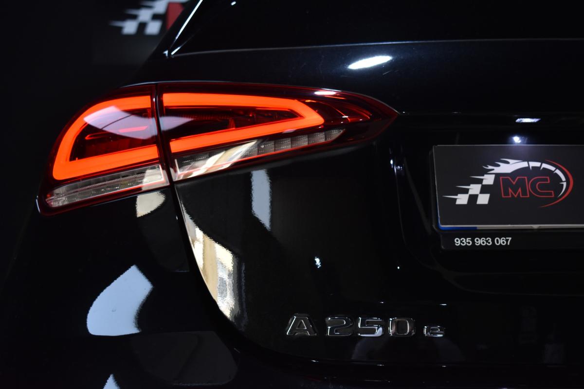 mercedes-benz-classe-a-2022-hibrido-a-gasolina-1332cc