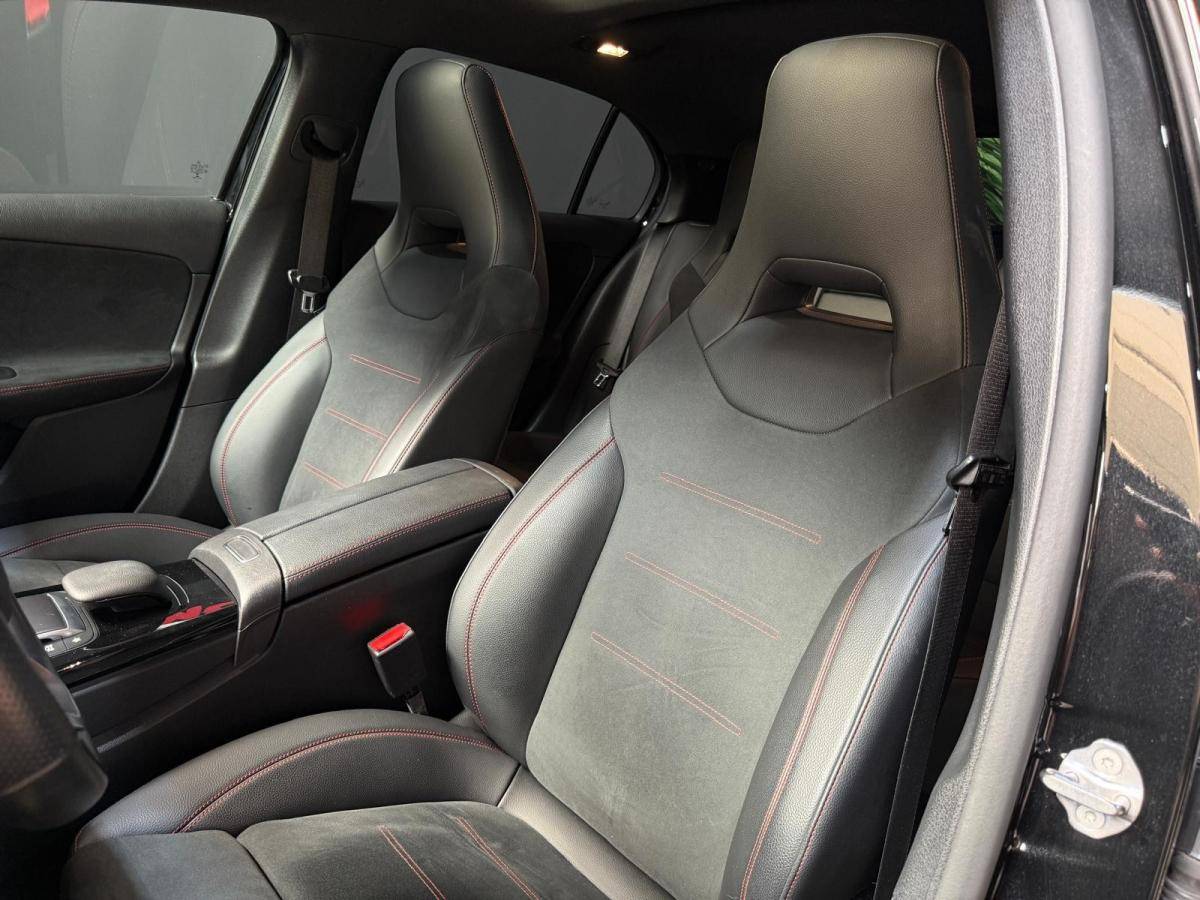 mercedes-benz-classe-a-2022-hibrido-a-gasolina-1332cc