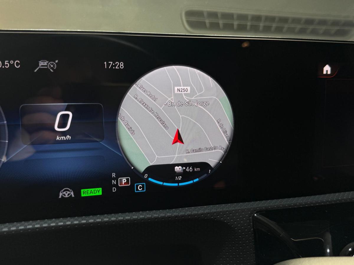 mercedes-benz-classe-a-2022-hibrido-a-gasolina-1332cc