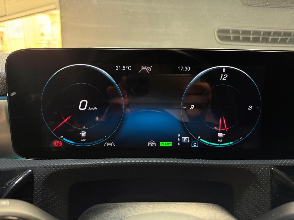 mercedes-benz-classe-a-2022-hibrido-a-gasolina-1332cc