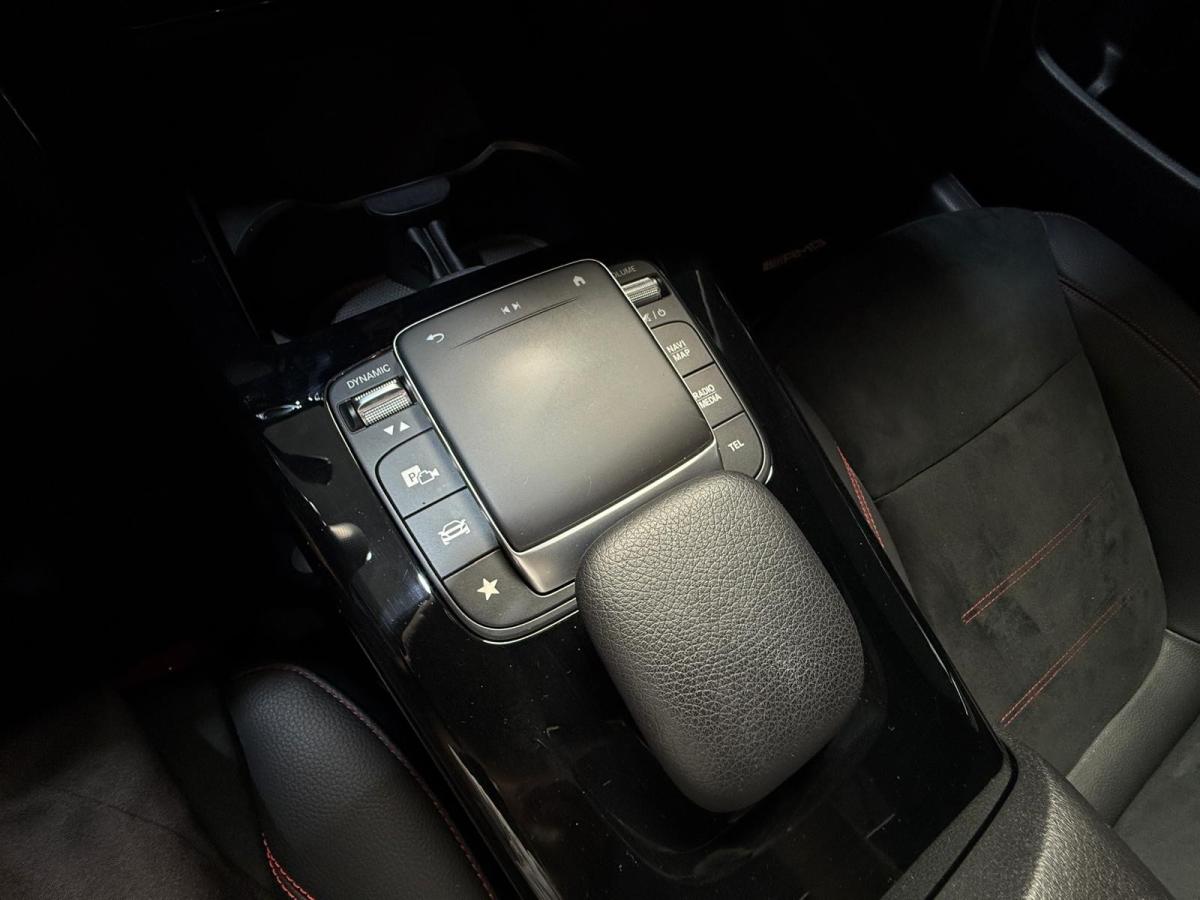 mercedes-benz-classe-a-2022-hibrido-a-gasolina-1332cc