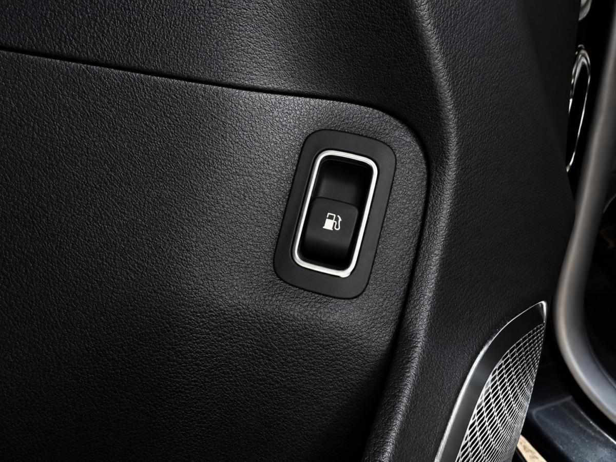 mercedes-benz-classe-a-2022-hibrido-a-gasolina-1332cc