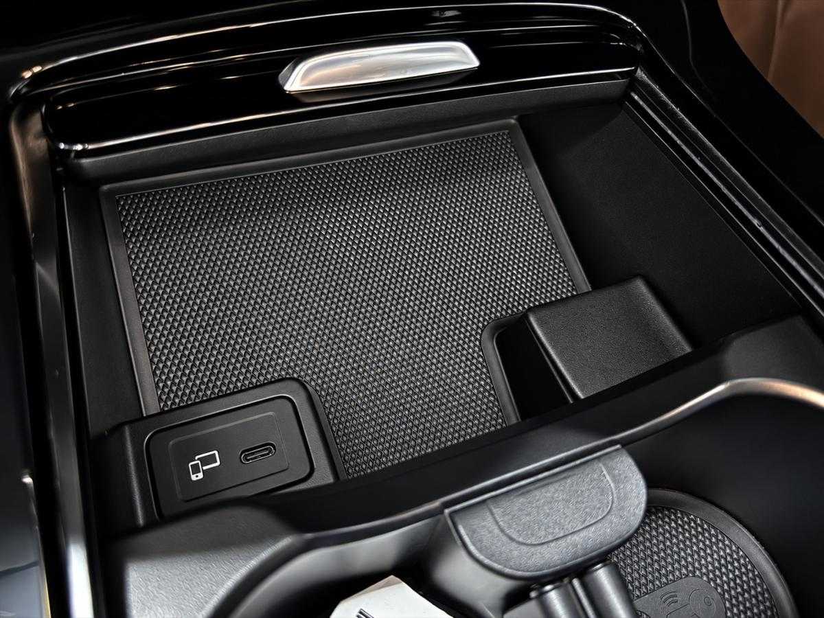 mercedes-benz-classe-a-2022-hibrido-a-gasolina-1332cc