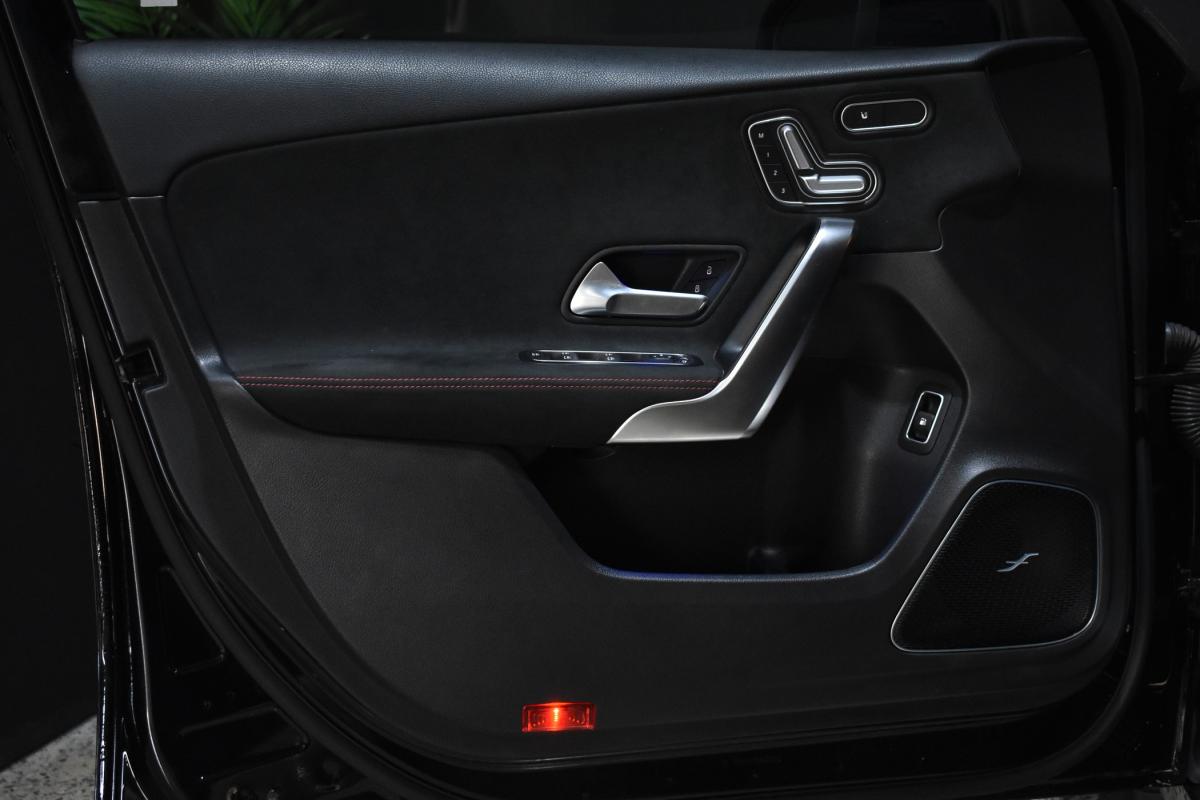 mercedes-benz-classe-a-2022-hibrido-a-gasolina-1332cc