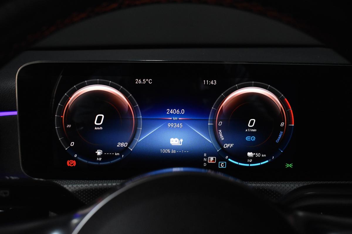 mercedes-benz-classe-a-2022-hibrido-a-gasolina-1332cc