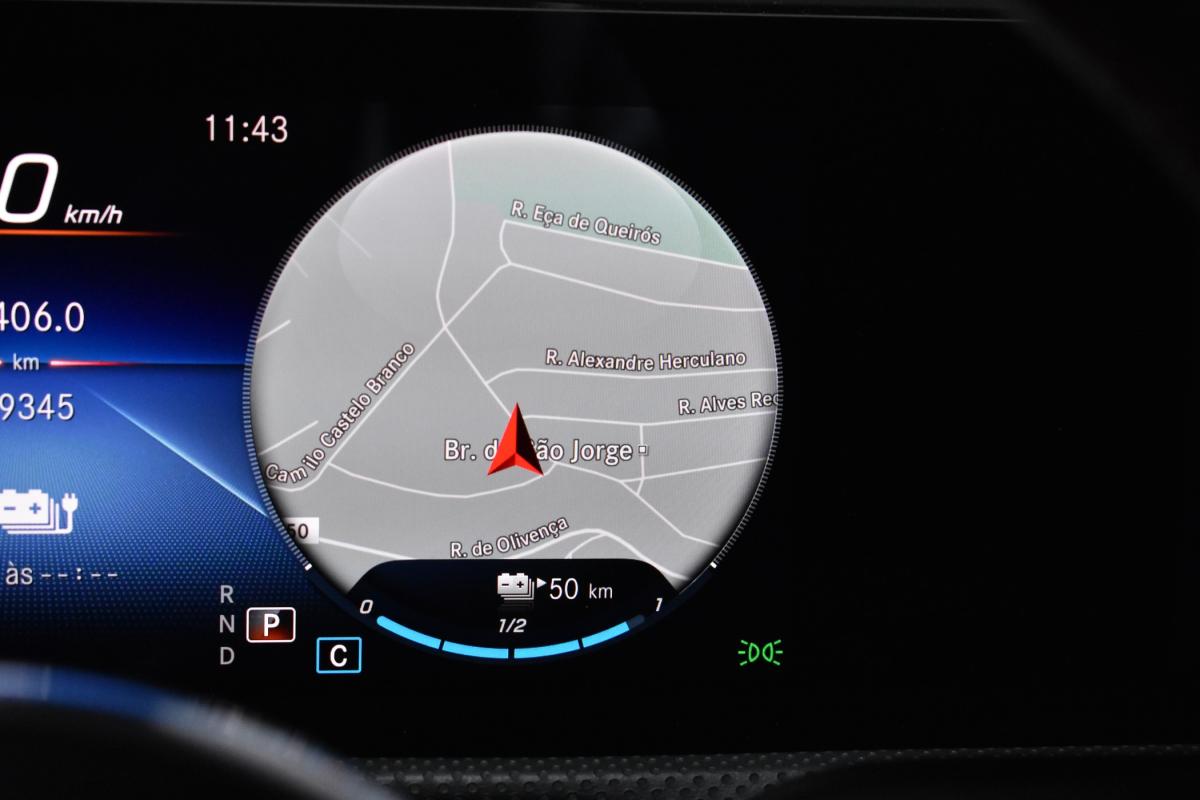 mercedes-benz-classe-a-2022-hibrido-a-gasolina-1332cc