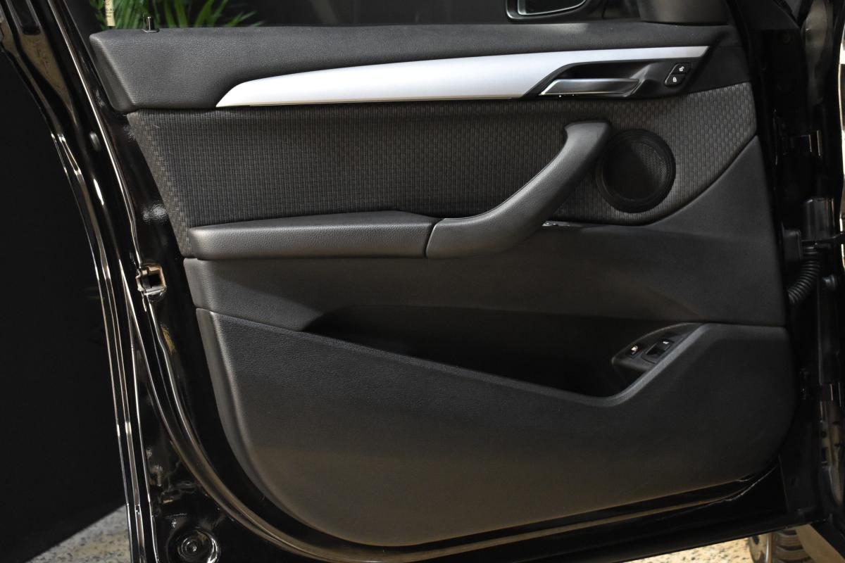bmw-x1-2022-hibrido-a-gasolina-1499cc