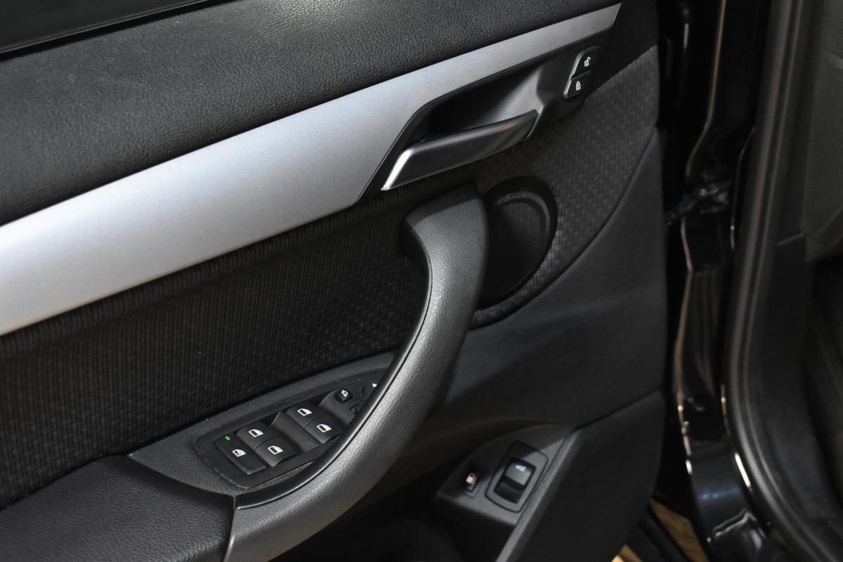 bmw-x1-2022-hibrido-a-gasolina-1499cc