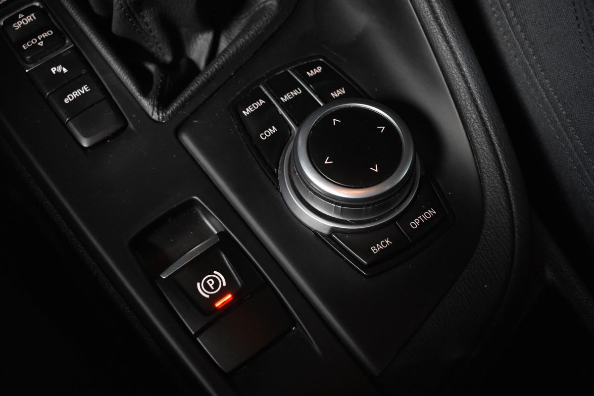 bmw-x1-2022-hibrido-a-gasolina-1499cc