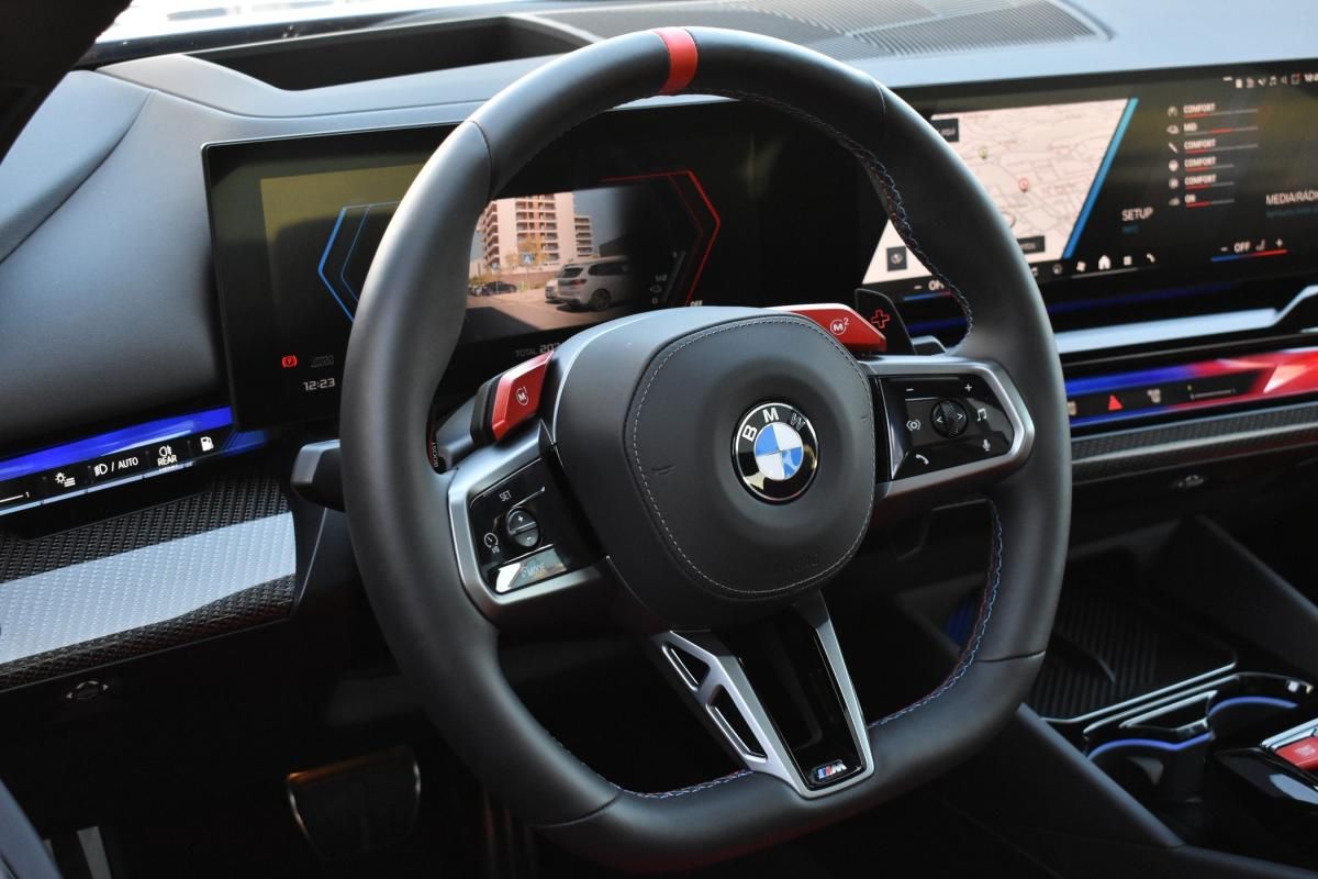 bmw-serie-5-2025-gasolina-4395cc