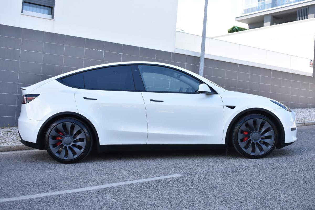 tesla-model-y-2022-eletrico-0cc