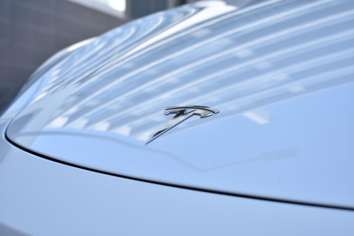 tesla-model-y-2022-eletrico-0cc