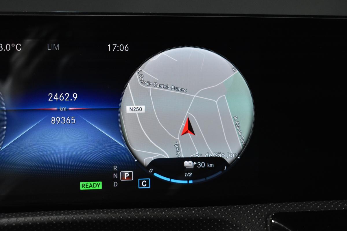 mercedes-benz-classe-a-2021-hibrido-a-gasolina-1332cc