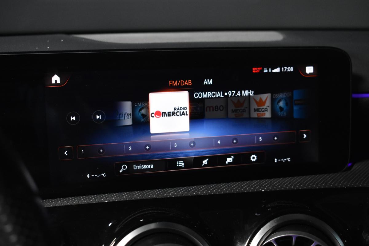 mercedes-benz-classe-a-2021-hibrido-a-gasolina-1332cc