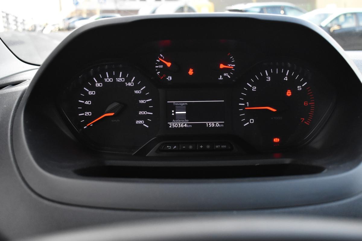 peugeot-partner-2021-diesel-1499cc
