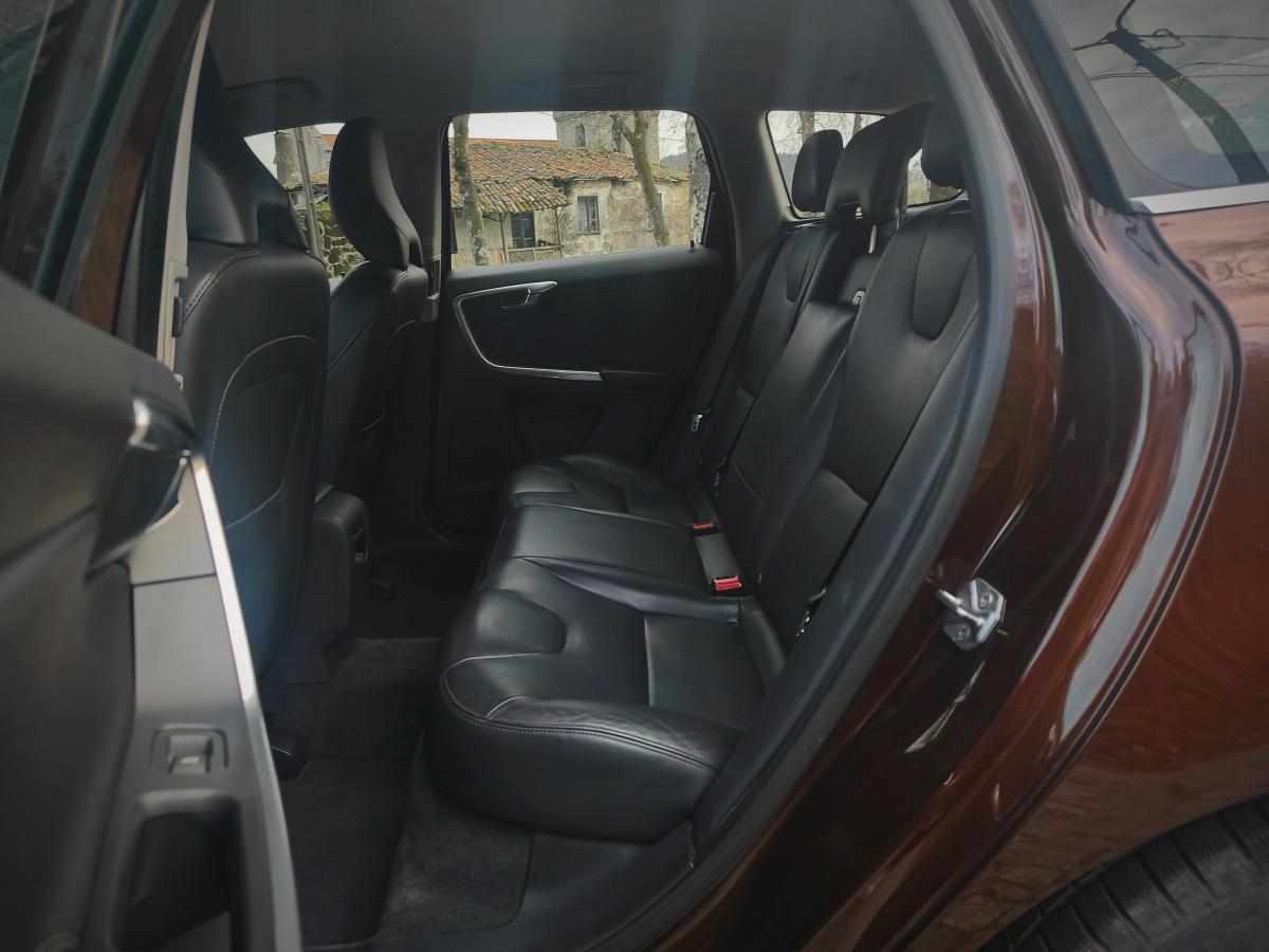 volvo-xc60-2-0-d4-2015-diesel-1969cc