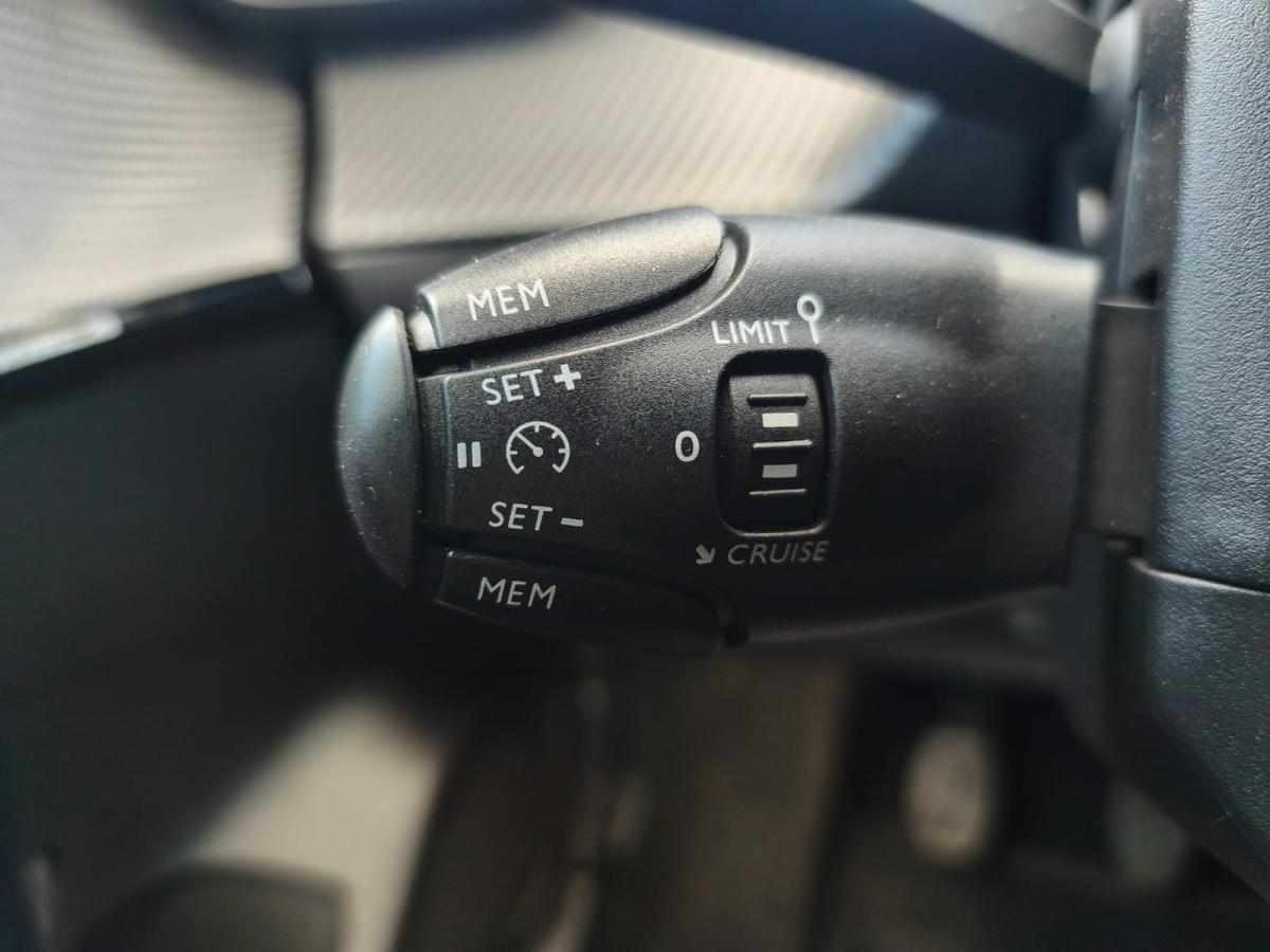 peugeot-208-1-5-bluehdi-2021-diesel-1499cc