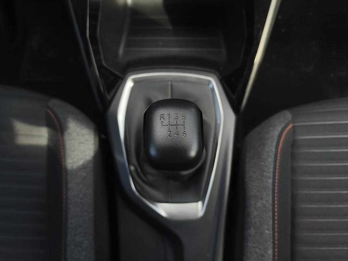 peugeot-208-1-5-bluehdi-2021-diesel-1499cc