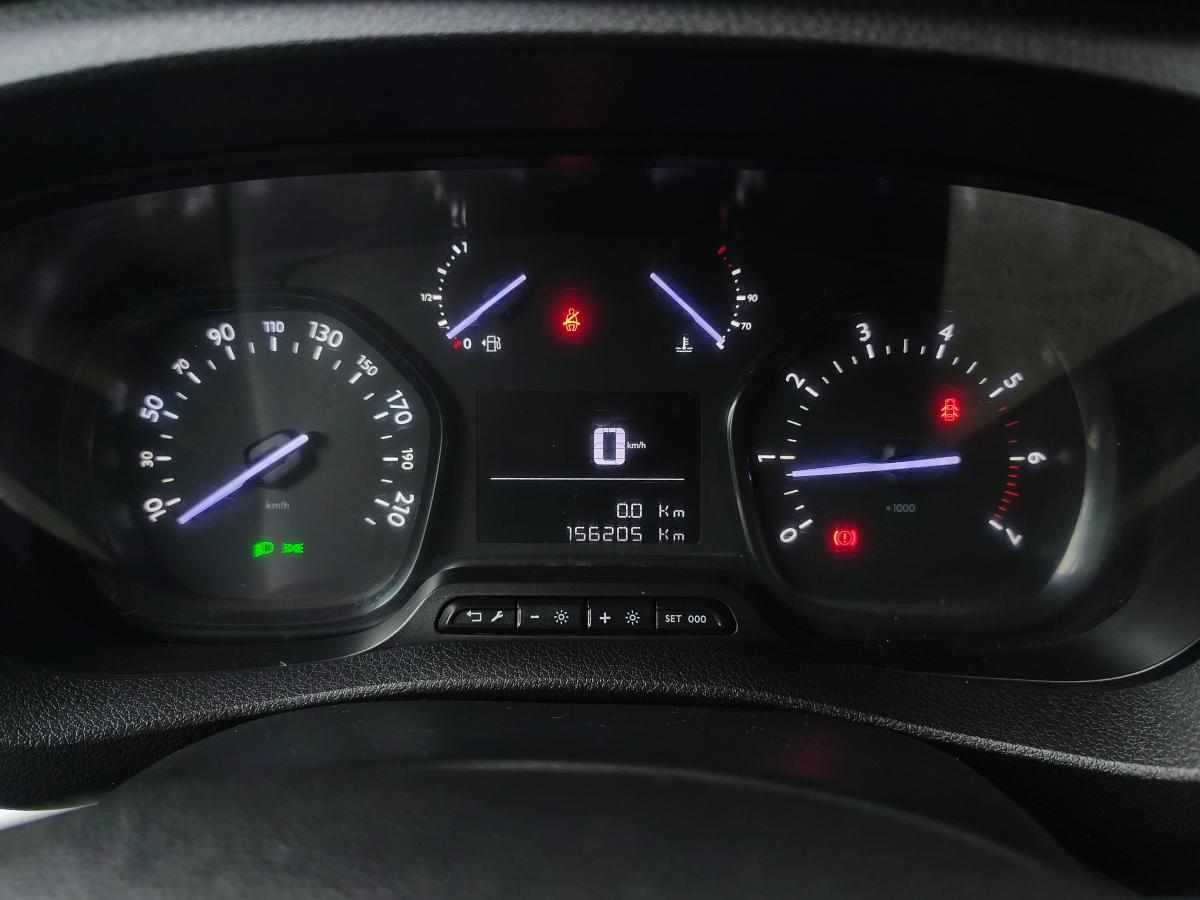 toyota-proace-1-5d-4d-l1-2019-diesel-1499cc